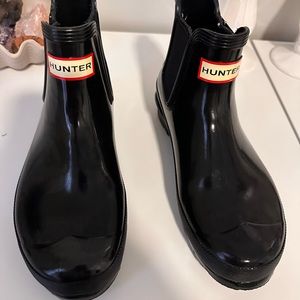 HUNTER Chelsea rain boots